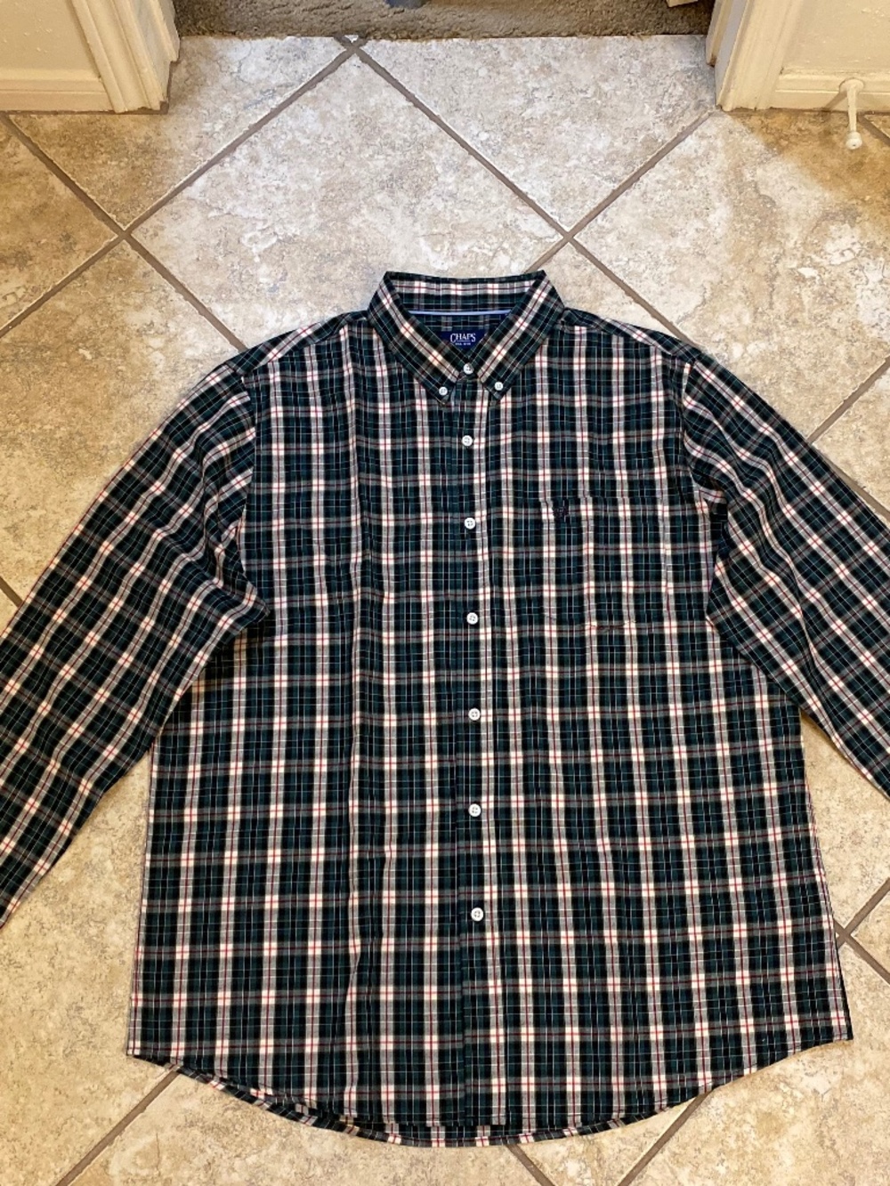 New red & green plaid button down shirt by Chaps size x-large